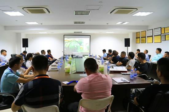 以刀聚友 第十四屆中國(guó)工量刃具展覽會(huì)在溫嶺開(kāi)幕，聚焦技術(shù)轉(zhuǎn)讓新趨勢(shì)